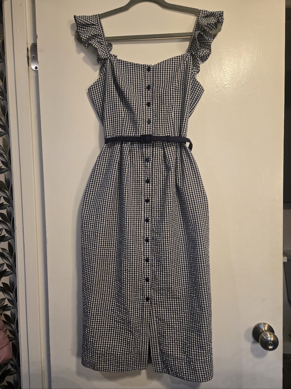 Gal Meets Glam | Rare CARLY Dress | Gingham Button-Front Midi Dress Navy/White